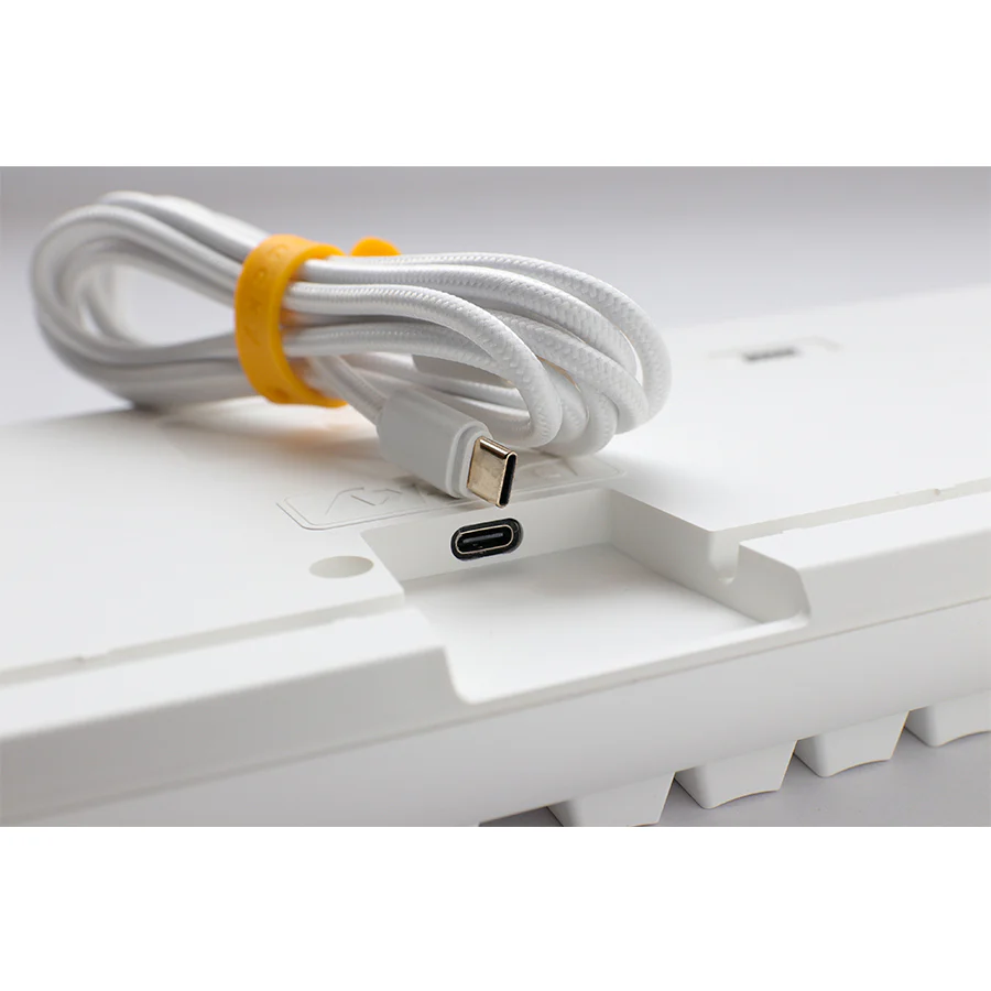Ducky One 3 TKL 80% keyboard Classic Pure White - Image 8