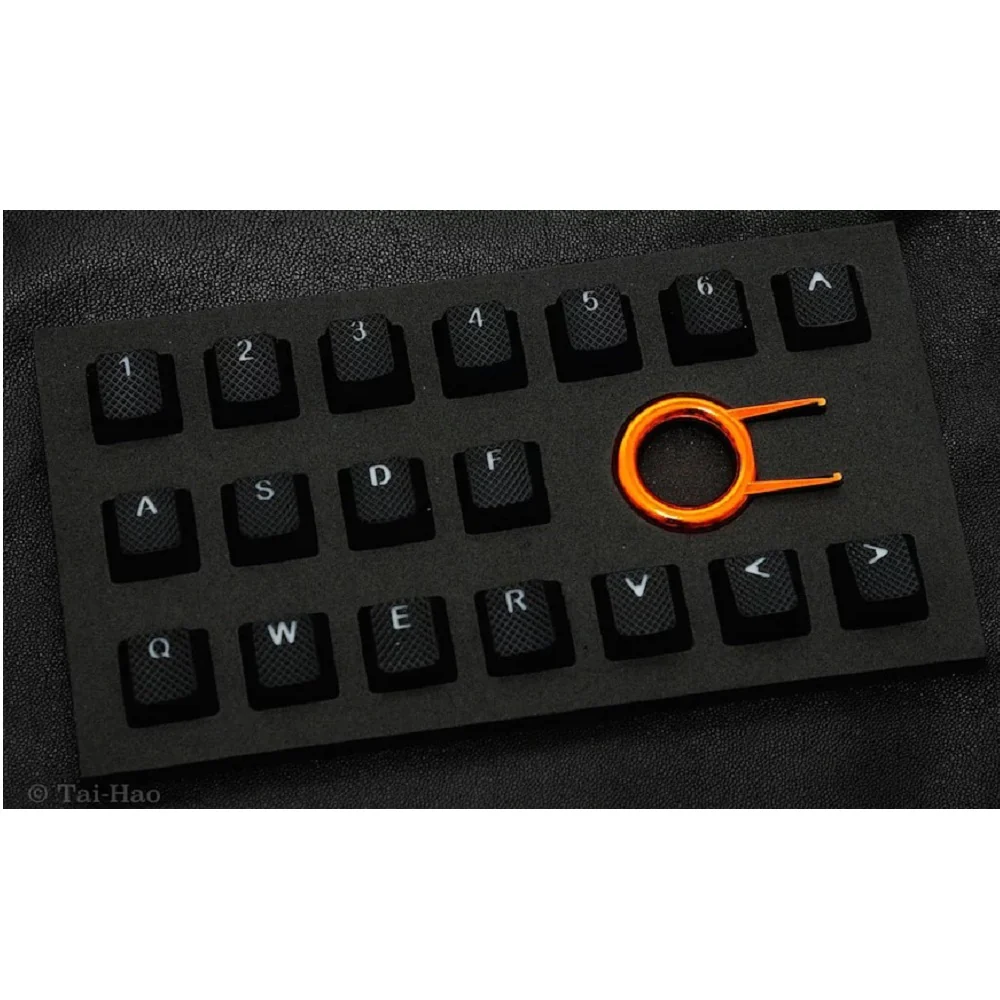 Tai-Hao Rubber Gaming Backlit Keycaps-18 keys/8 keys Black - Image 4