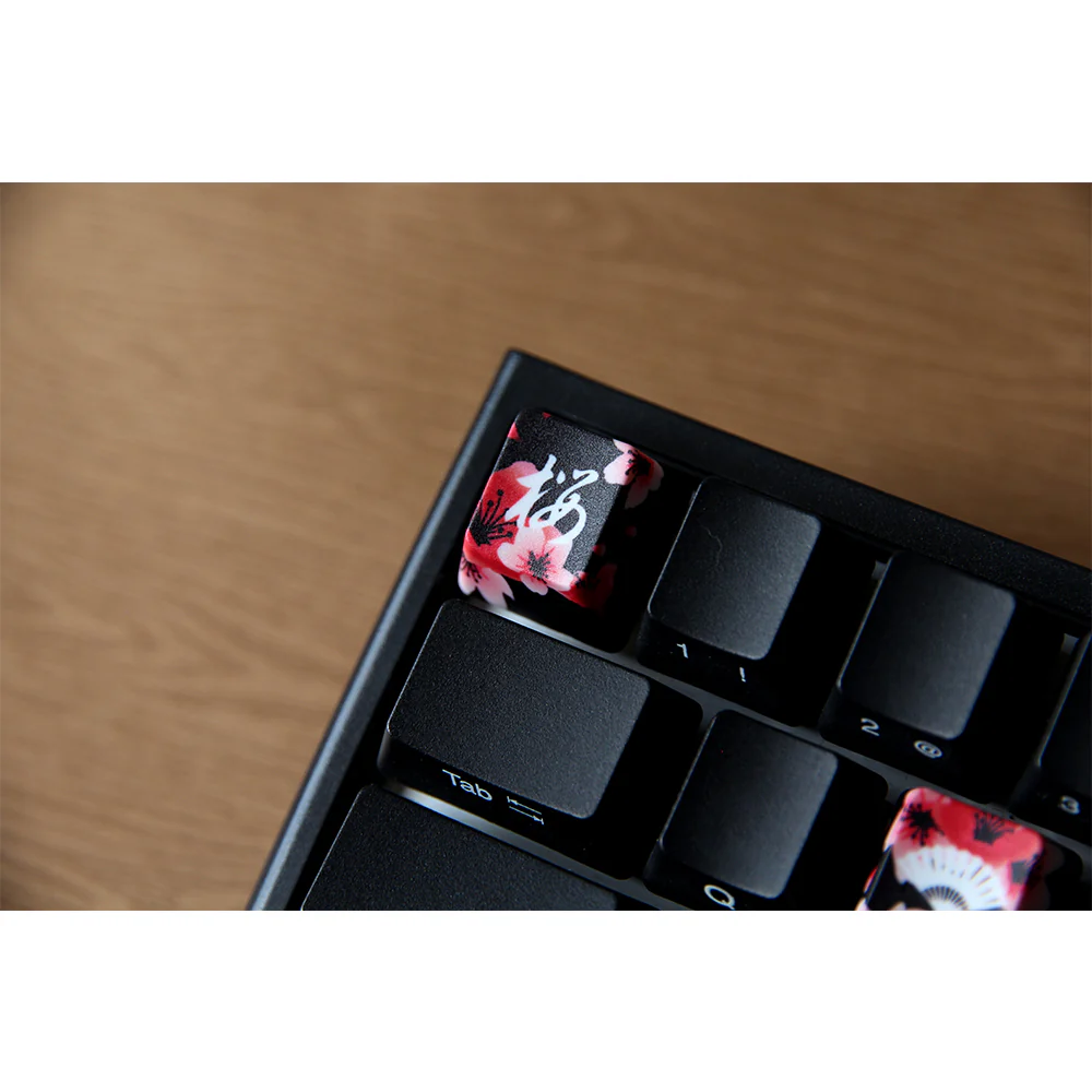 Traitors Sakura KURO Keycap Set - Image 7
