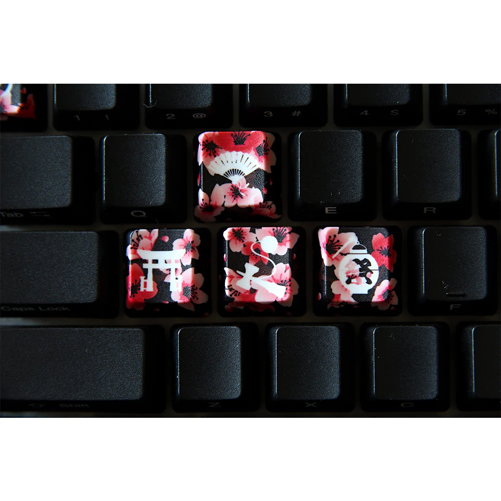 Traitors Sakura KURO Keycap Set - Image 8